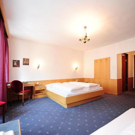 Hotel Krone ماتري ام برينر المظهر الخارجي الصورة